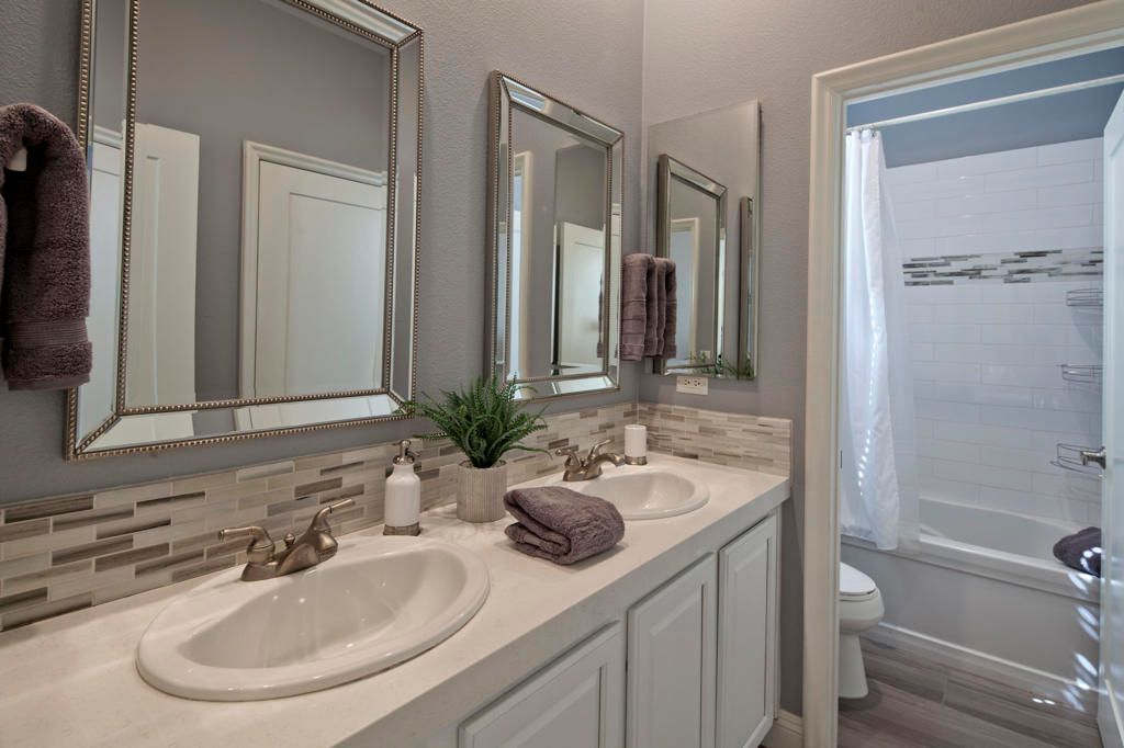 Bathroom, Dual Sink Vanities, Interior, Wood Texture Flooring