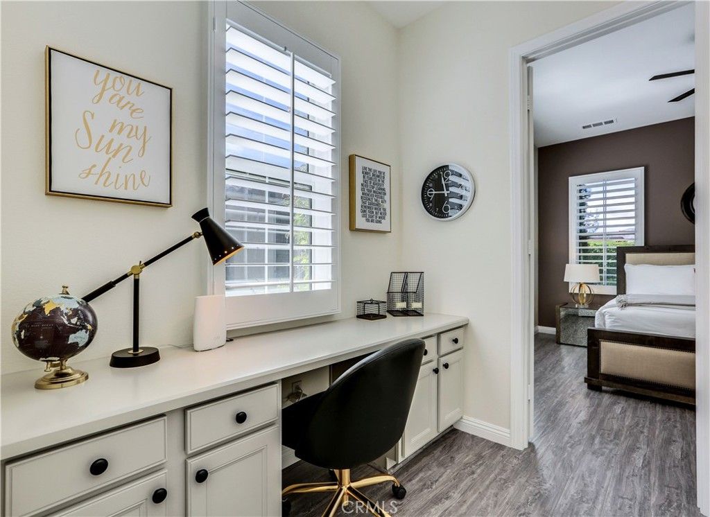 Bedroom, Home Office, Interior, Wood Texture Flooring