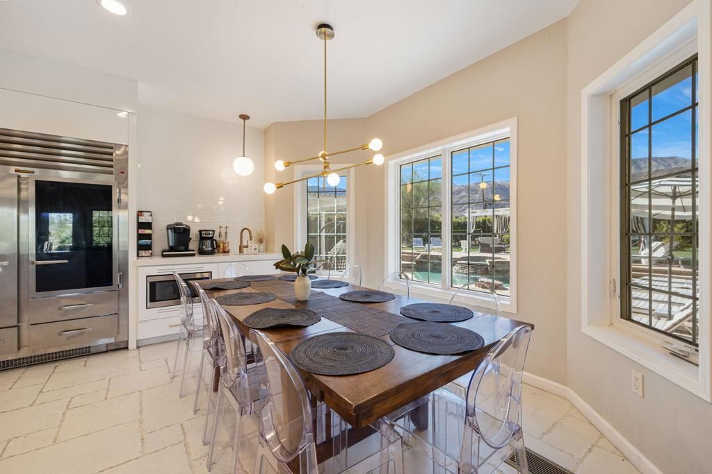 Dining room, Interior, Kitchen, Pendant Lights, Recessed Lighting, Stainless Steel Appliances