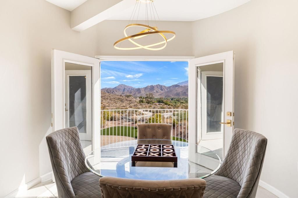 Dining room, Interior, Pendant Lights