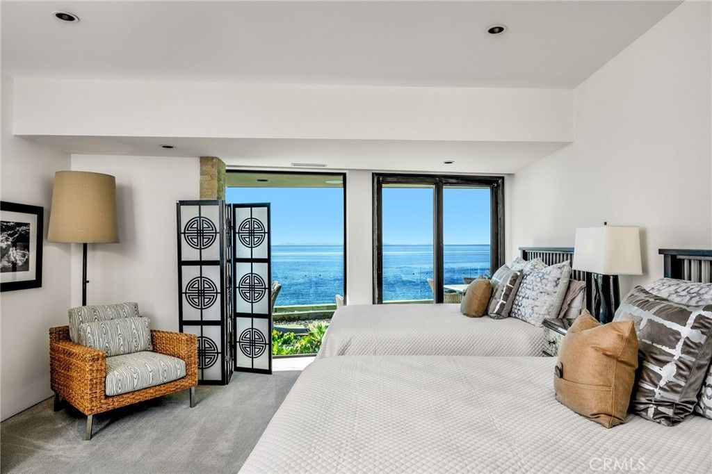 Bedroom, Interior, Recessed Lighting, Water