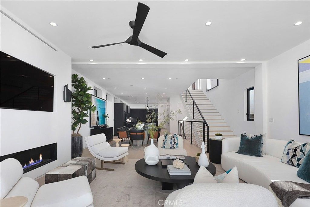 Dining room, Fireplace, Interior, Living room, Recessed Lighting