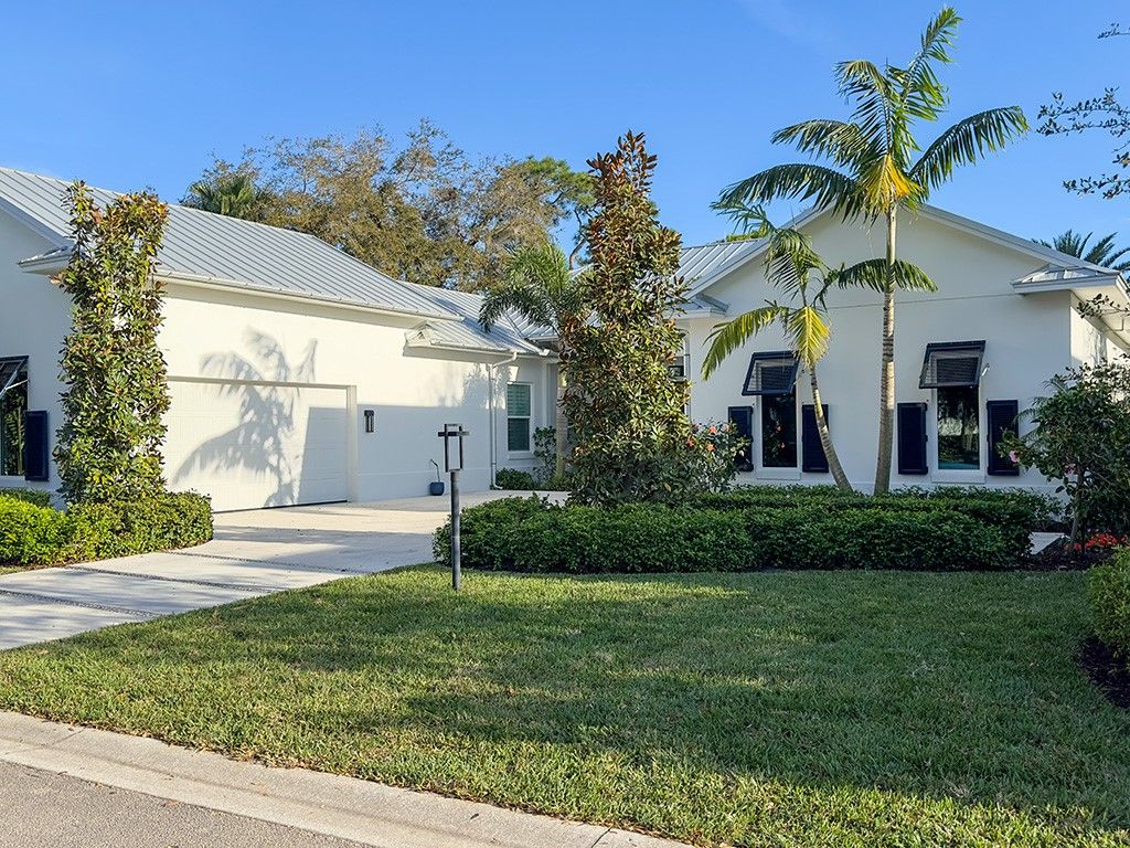 Attached, Backyard, Exterior, Facade, Ranch