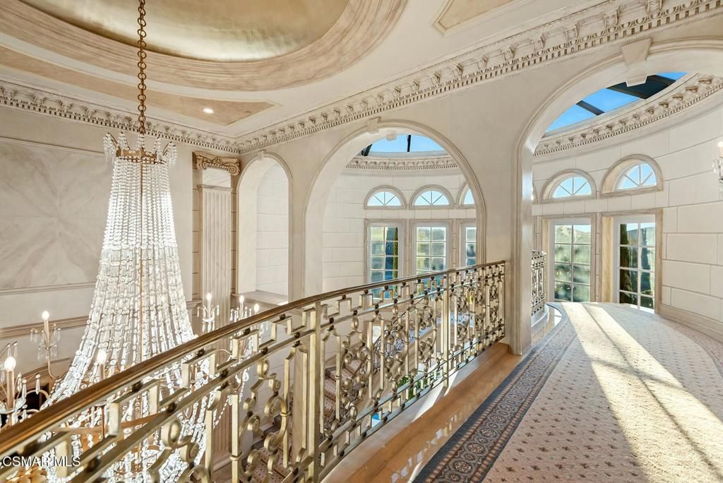 Chandelier, Interior, Recessed Lighting