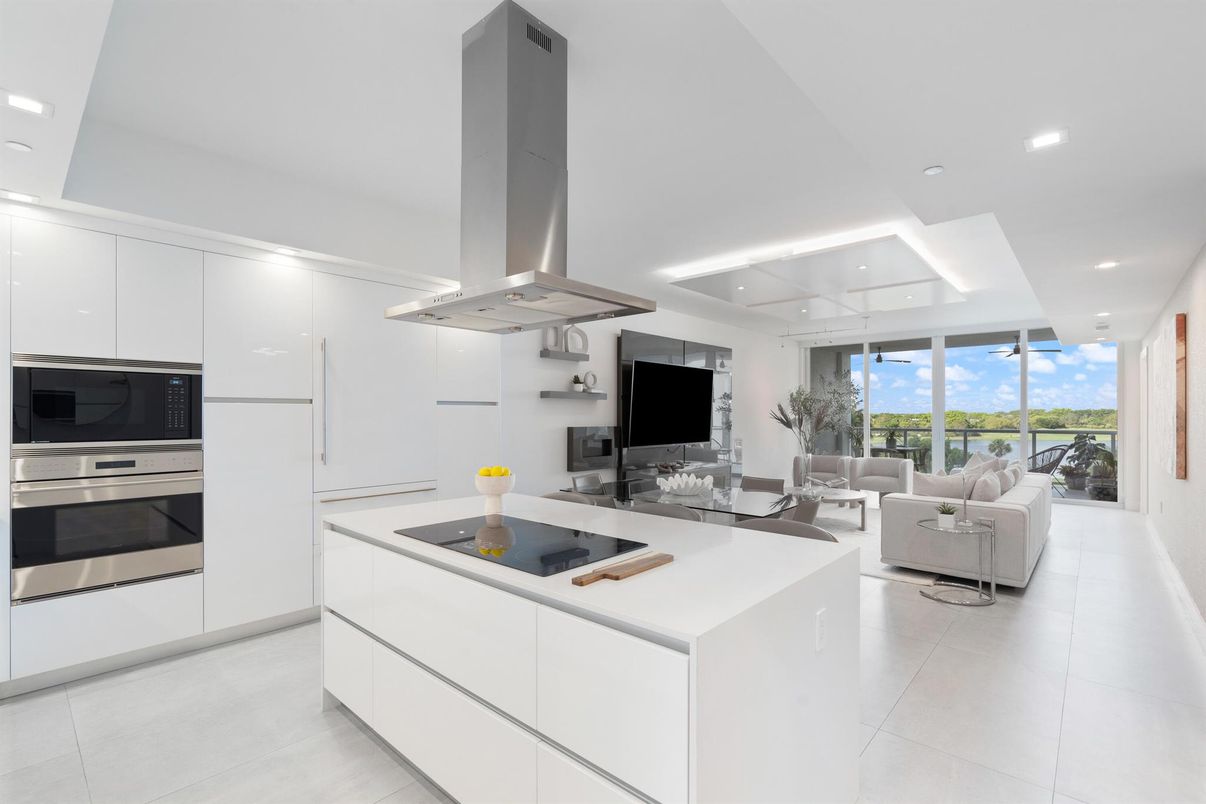 Interior, Kitchen, Living room, Recessed Lighting, Stainless Steel Appliances, Water