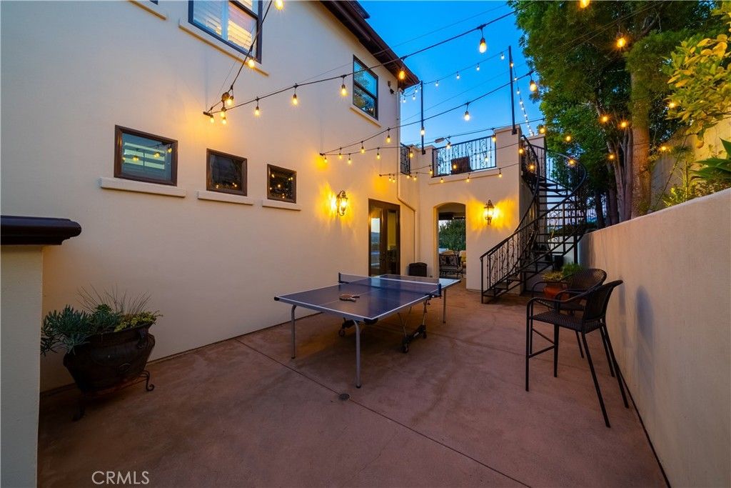 Exterior, Game Room