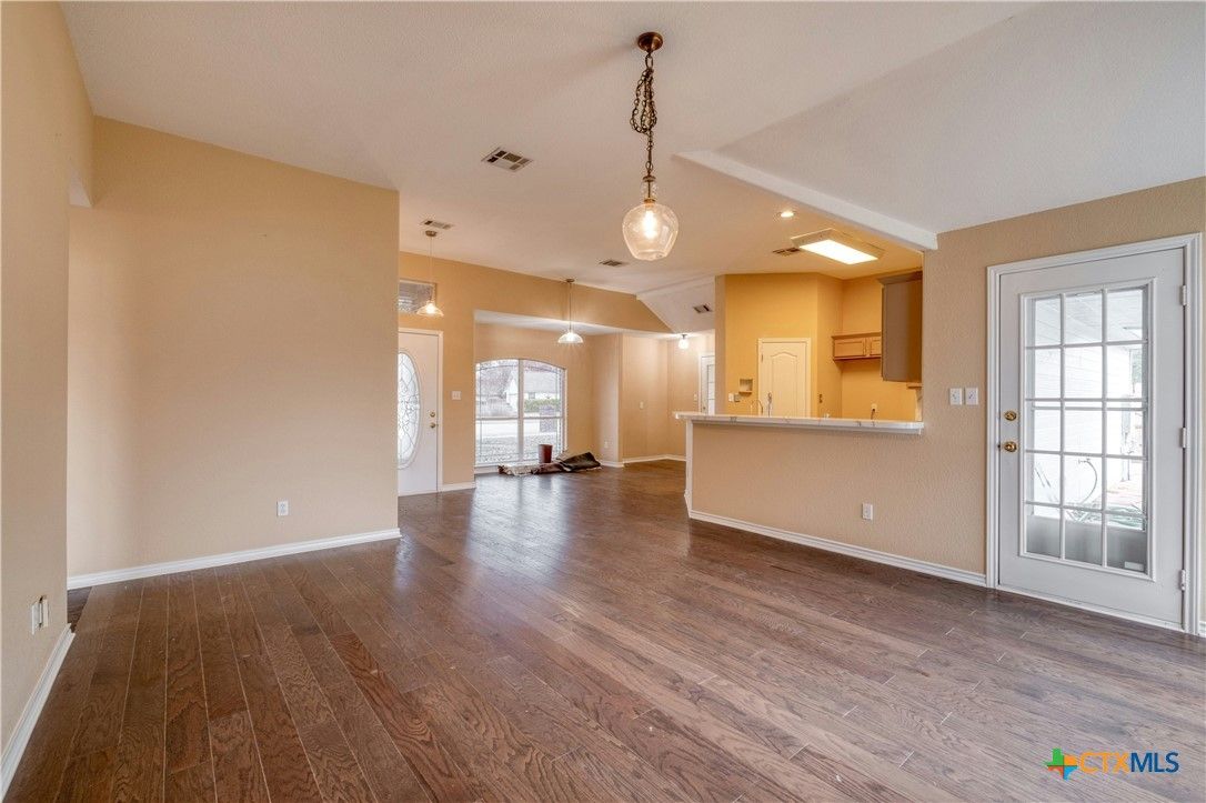 Empty room, Interior, Pendant Lights, Recessed Lighting, Wood Texture Flooring
