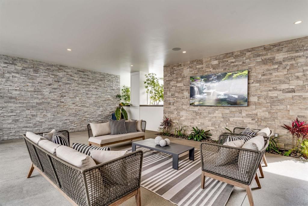 Interior, Living room, Recessed Lighting, Stone Walls