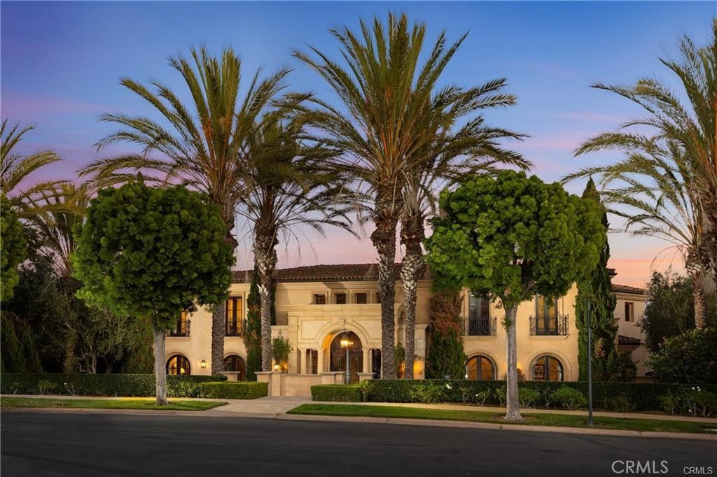 Backyard, Exterior, Facade, French Provincial