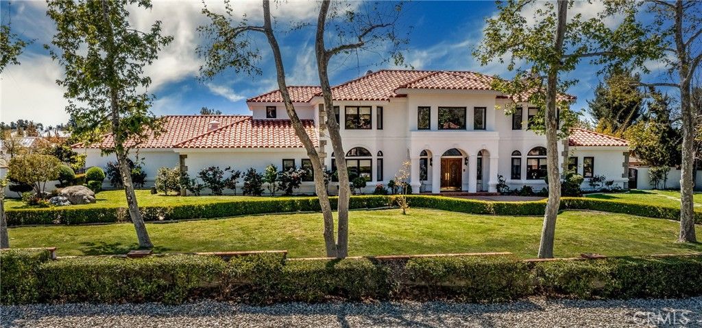Backyard, Exterior, Facade, Mediterranean