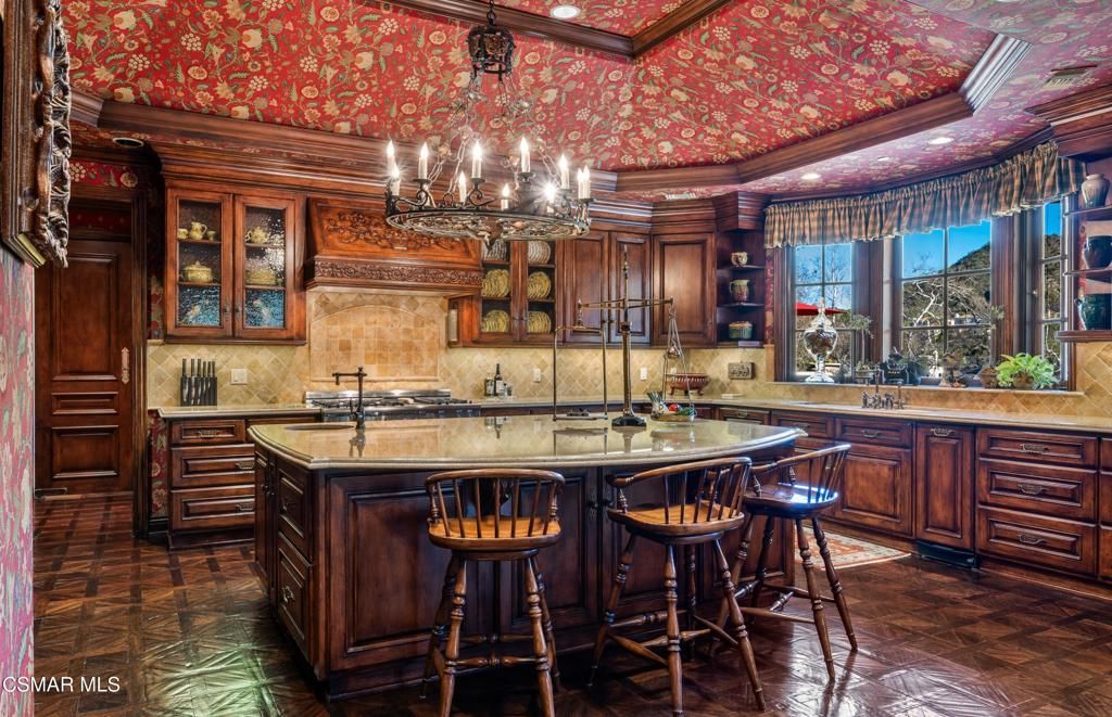 Chandelier, Interior, Kitchen, Recessed Lighting, Wood Texture Flooring