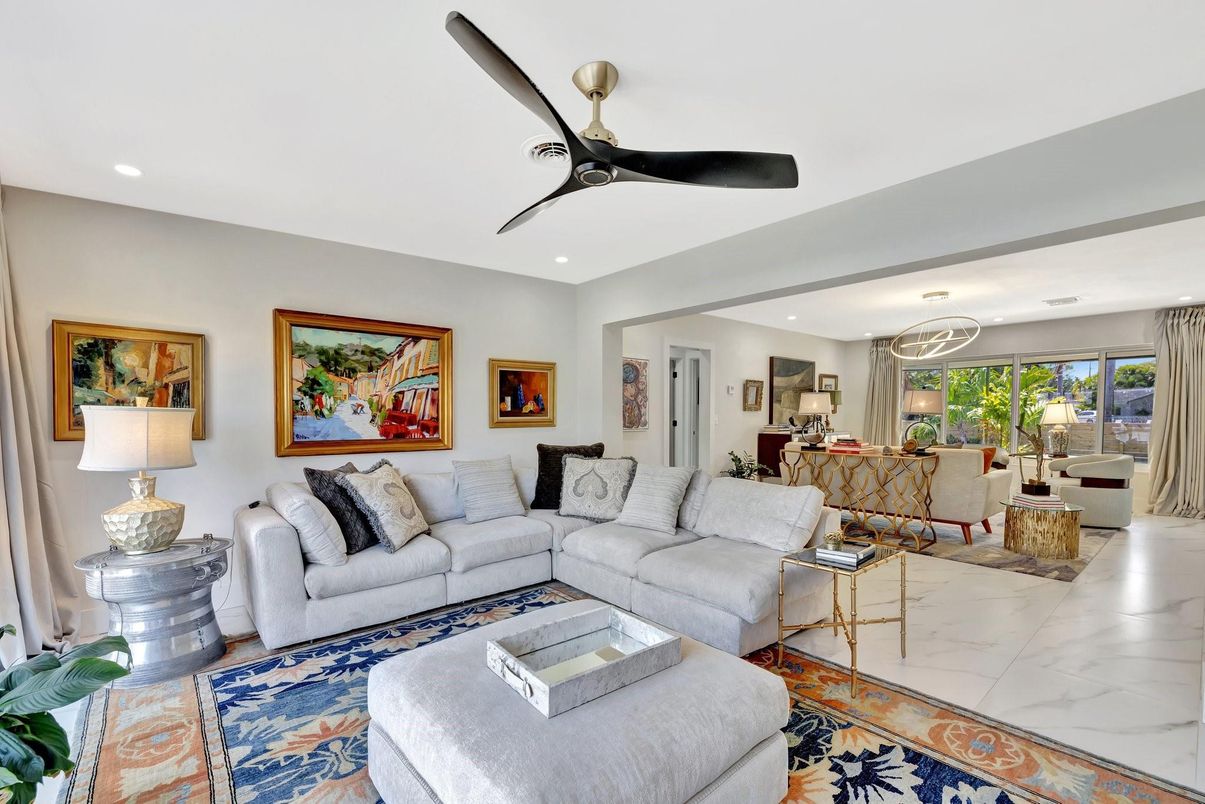 Interior, Living room, Recessed Lighting