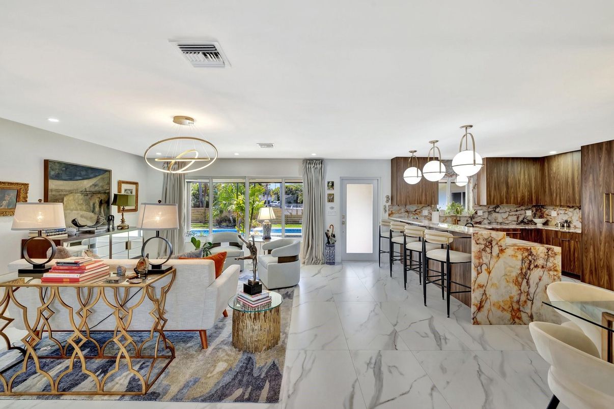 Chandelier, Interior, Kitchen, Living room, Marble, Recessed Lighting