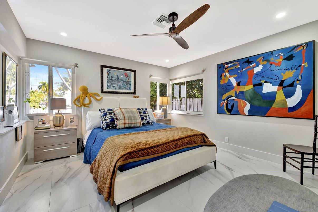 Bedroom, Interior, Marble, Recessed Lighting