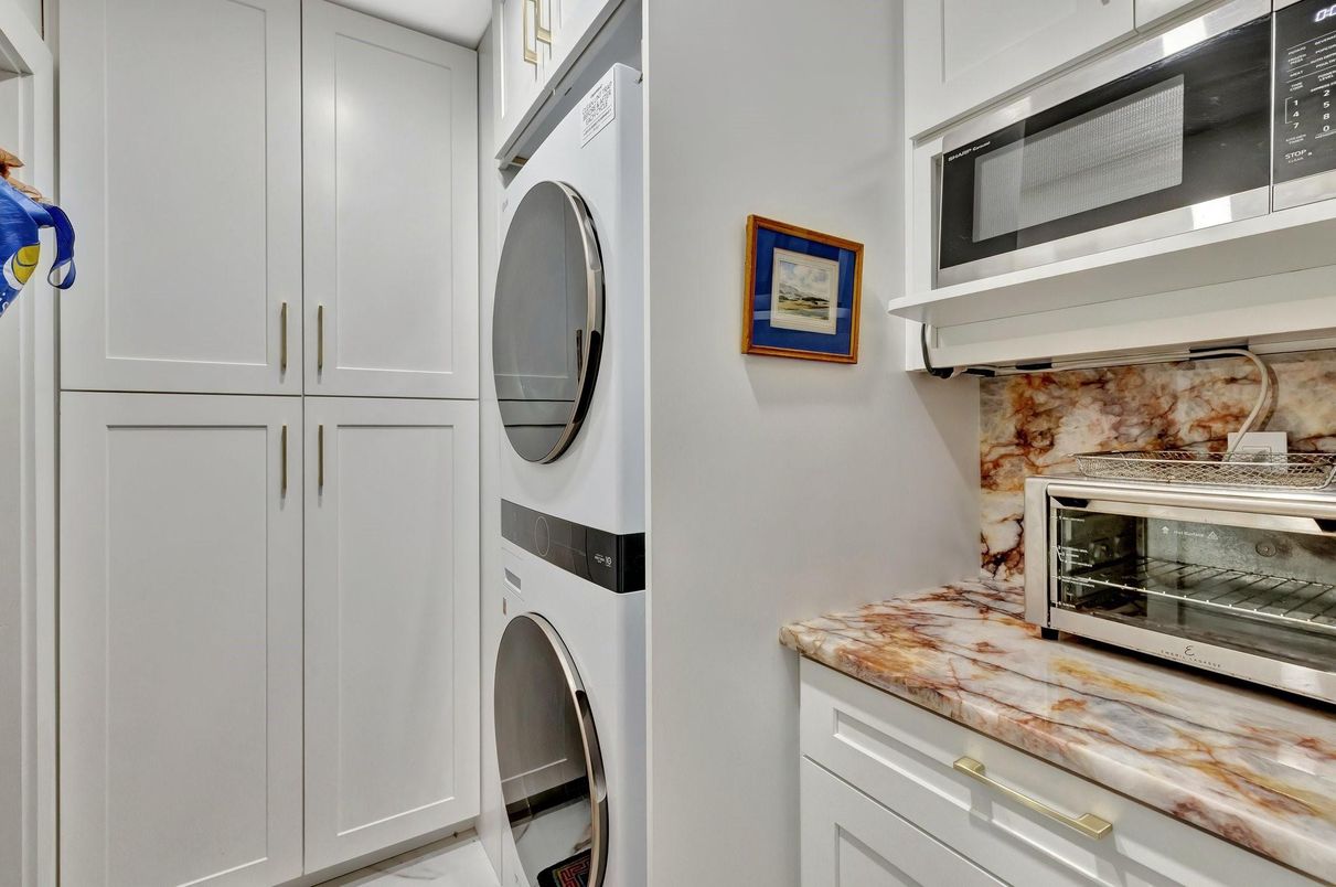 Interior, Utility Closets, Washer