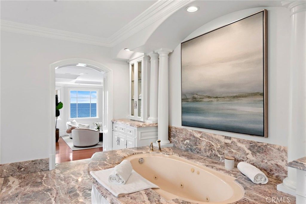 Bathroom, Interior, Recessed Lighting, Water, Wood Texture Flooring