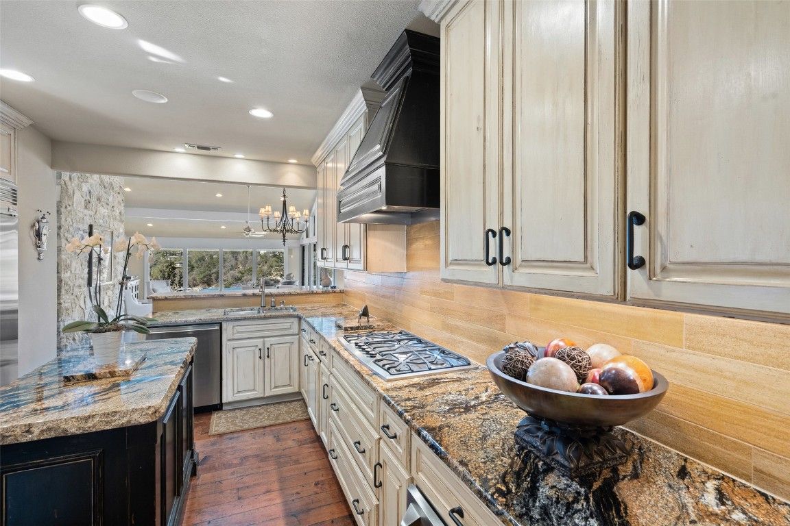 Chandelier, Interior, Kitchen, Recessed Lighting, Wood Texture Flooring