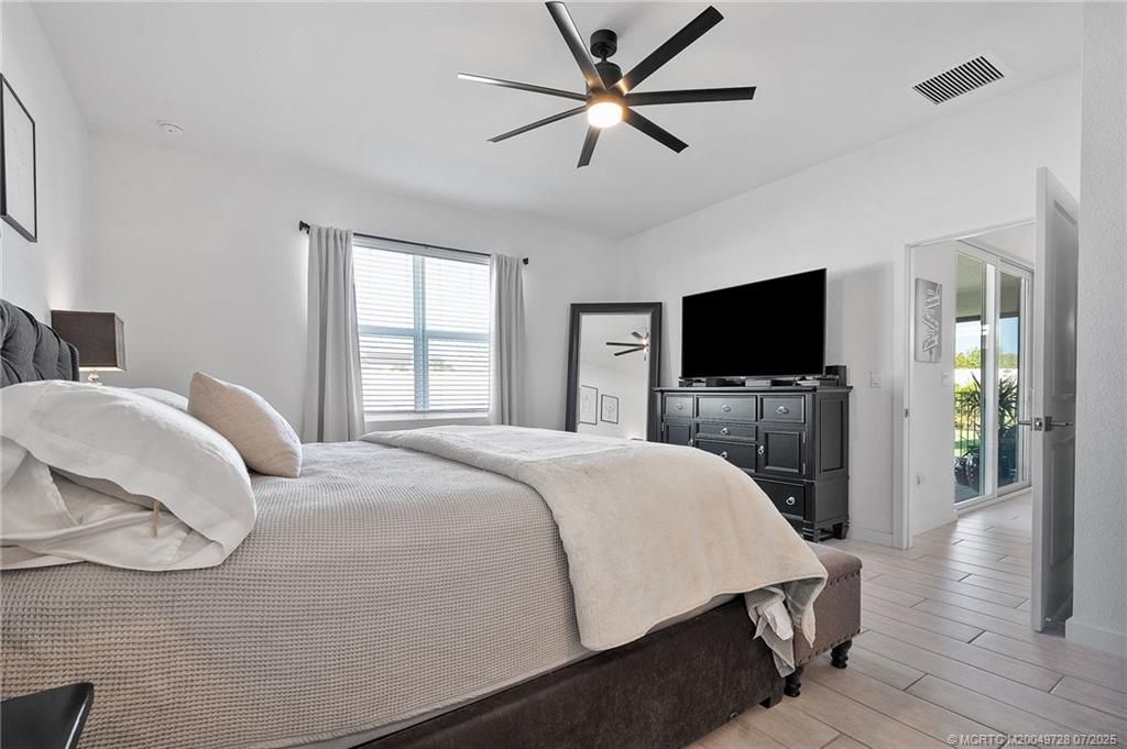 Bedroom, Interior, Wood Texture Flooring
