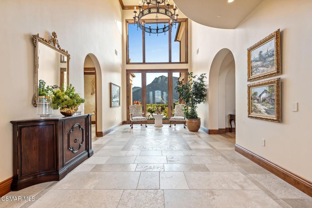 Chandelier, Interior, Recessed Lighting