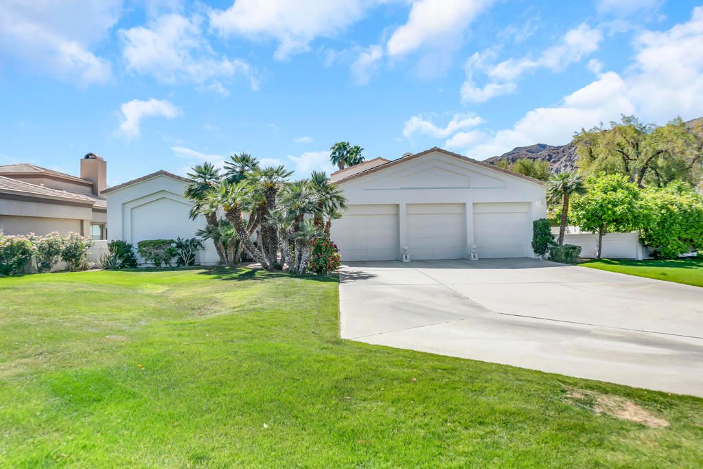 Backyard, Detached Garage, Exterior