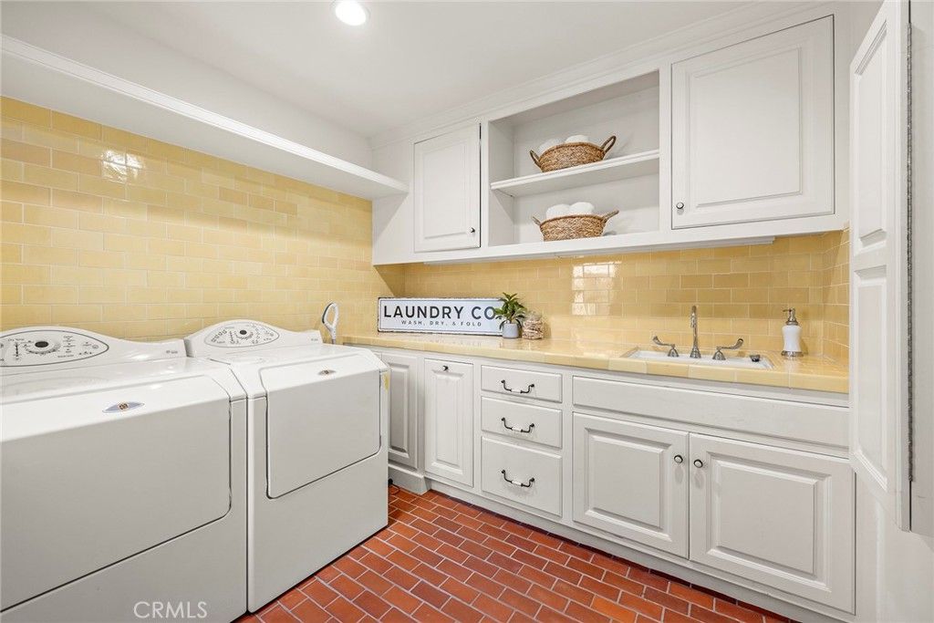 Interior, Recessed Lighting, Washer