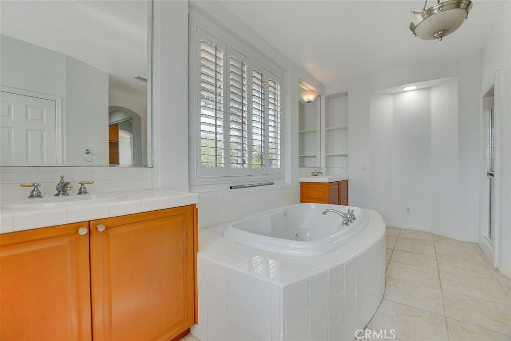 Bathroom, Dual Sink Vanities, Interior, Tile Countertops