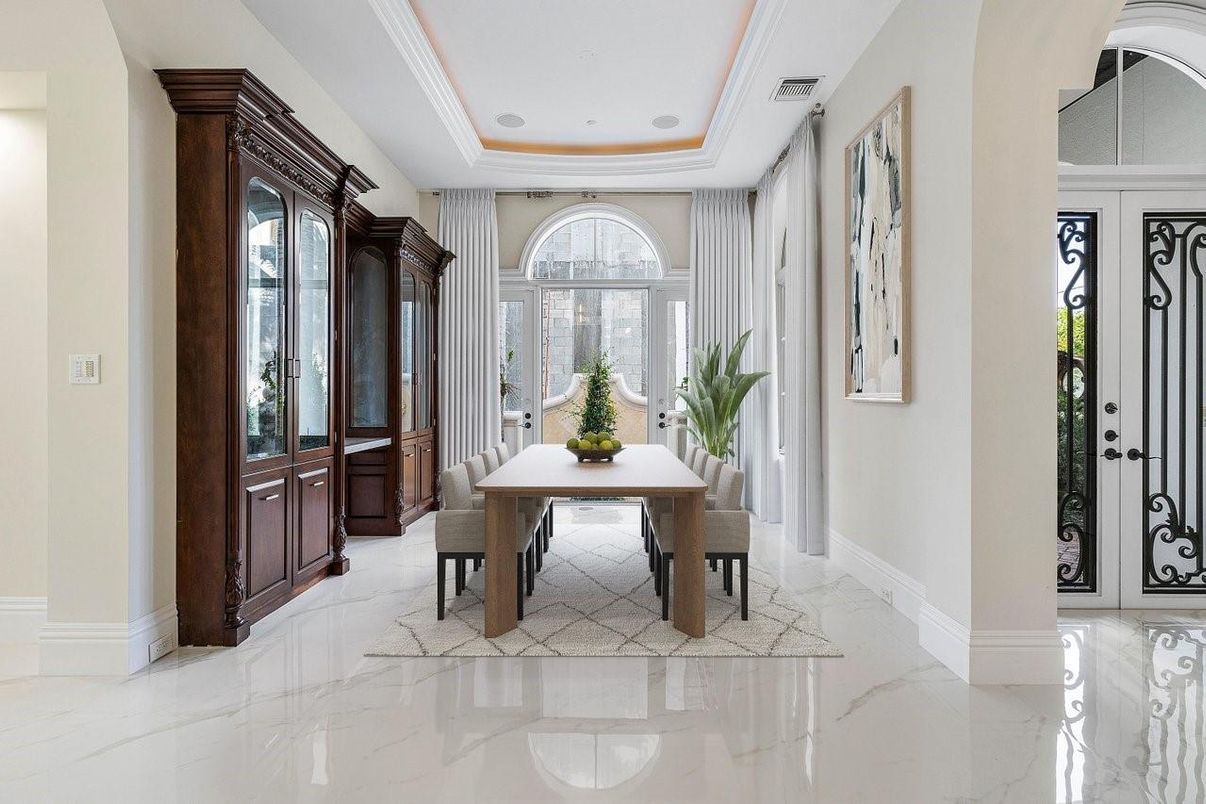 Dining room, Interior, Marble, Recessed Lighting