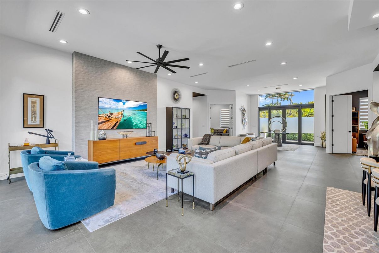 Interior, Living room, Recessed Lighting