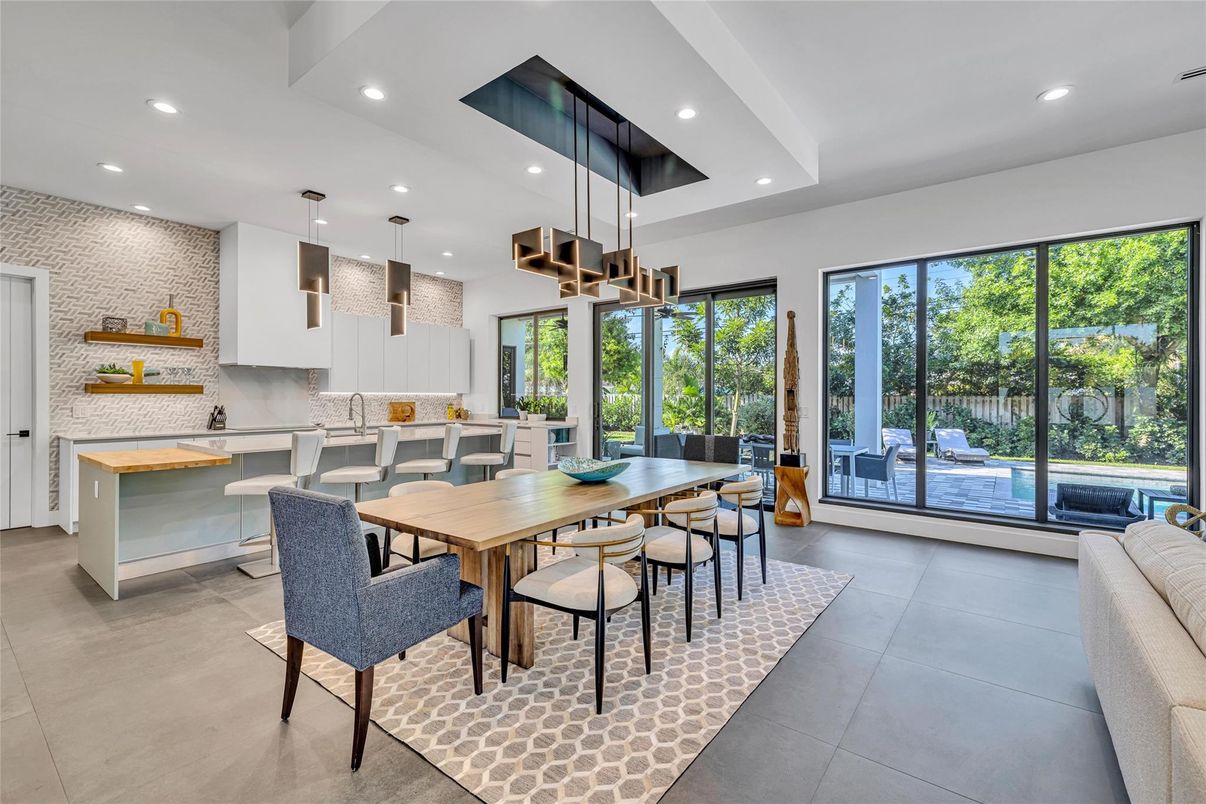 Dining room, Interior, Kitchen, Pendant Lights, Recessed Lighting