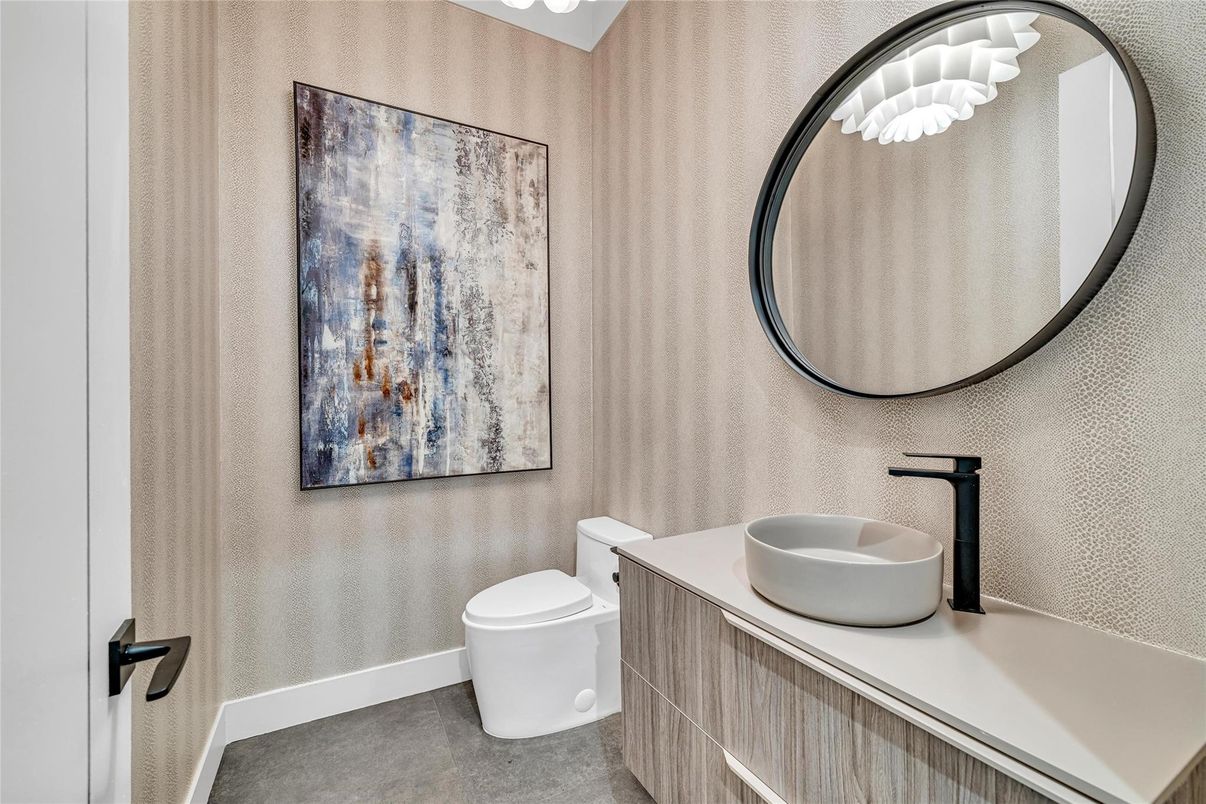 Bathroom, Interior