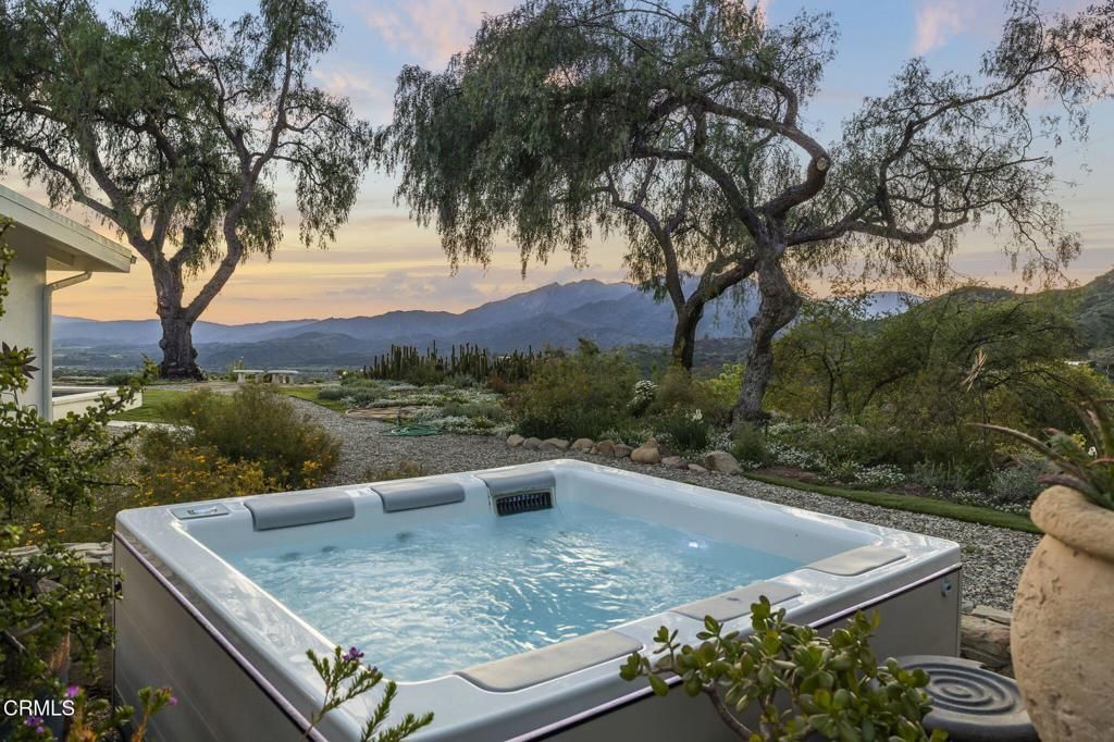 Exterior, Pool, Other
