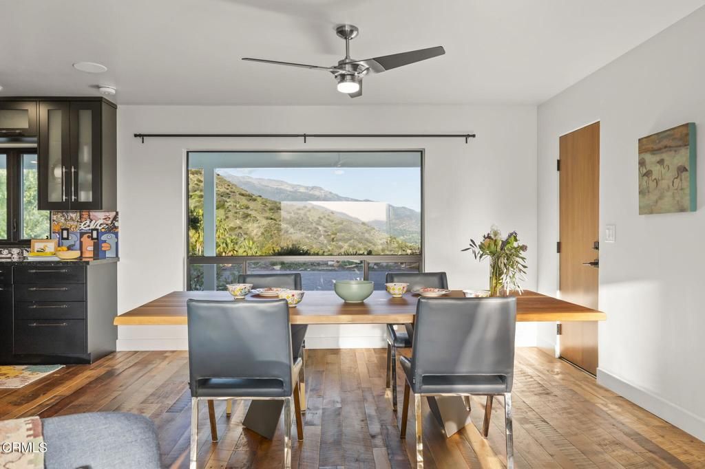 Dining room, Interior, Wood Texture Flooring