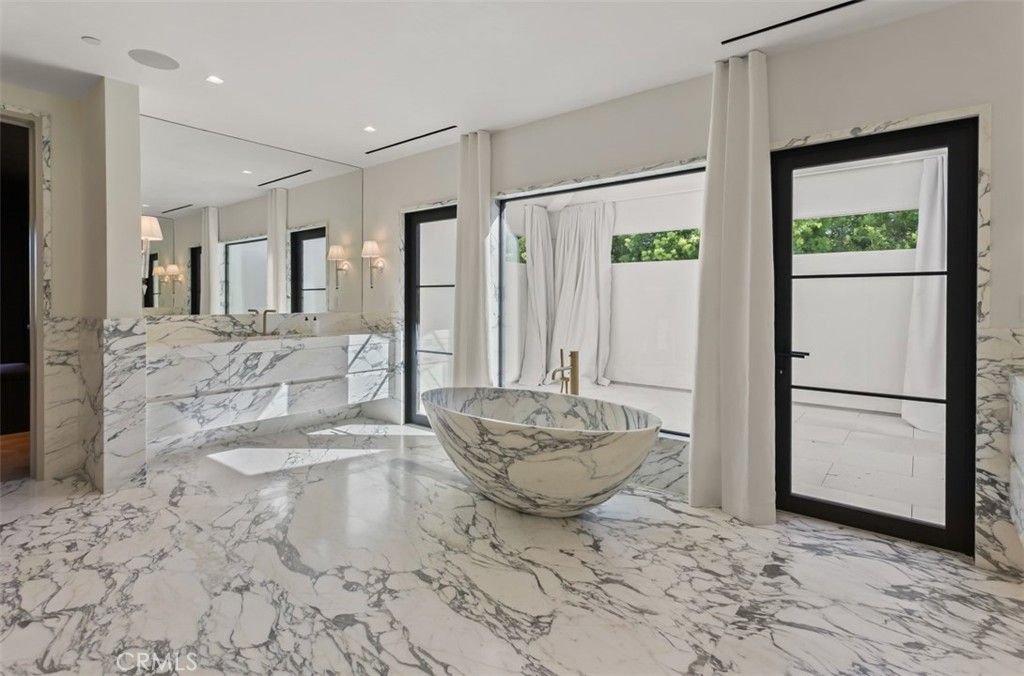 Bathroom, Interior, Marble, Marble Walls, Recessed Lighting