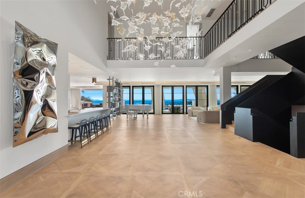 Interior, Pendant Lights, Piano, Water