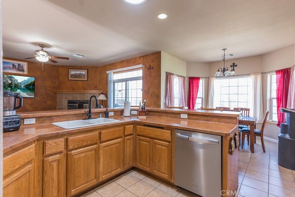 Chandelier, Dining room, Fireplace, Interior, Kitchen, Recessed Lighting