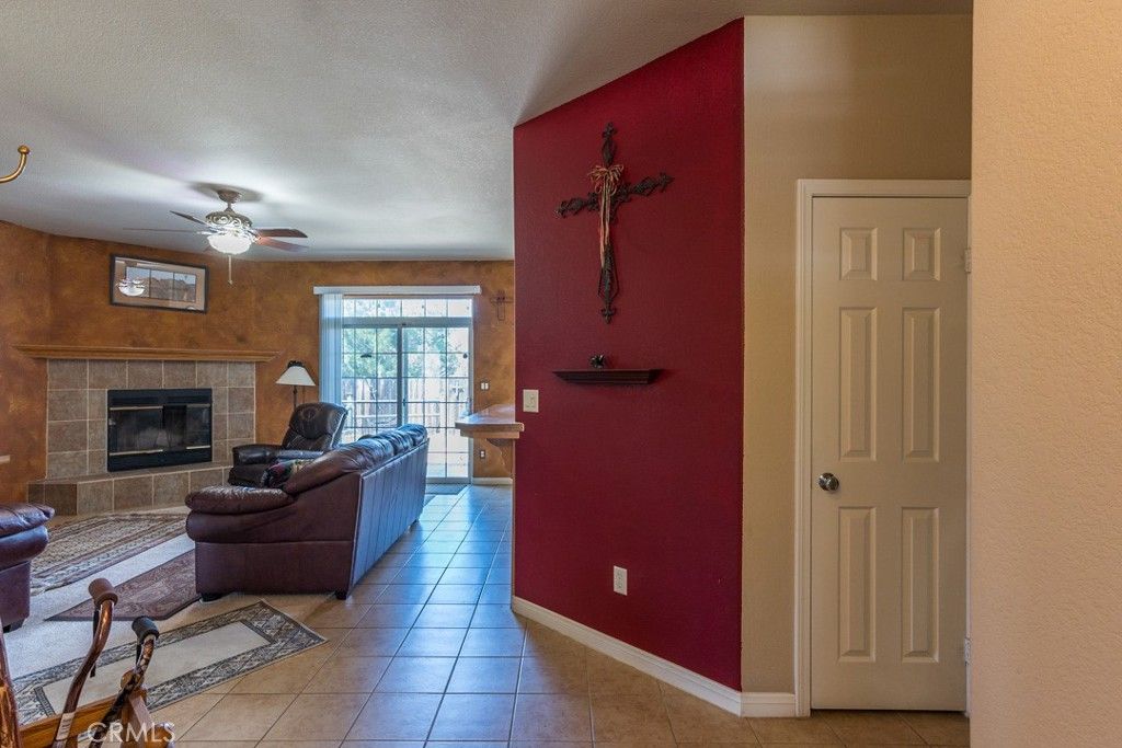 Fireplace, Interior, Living room