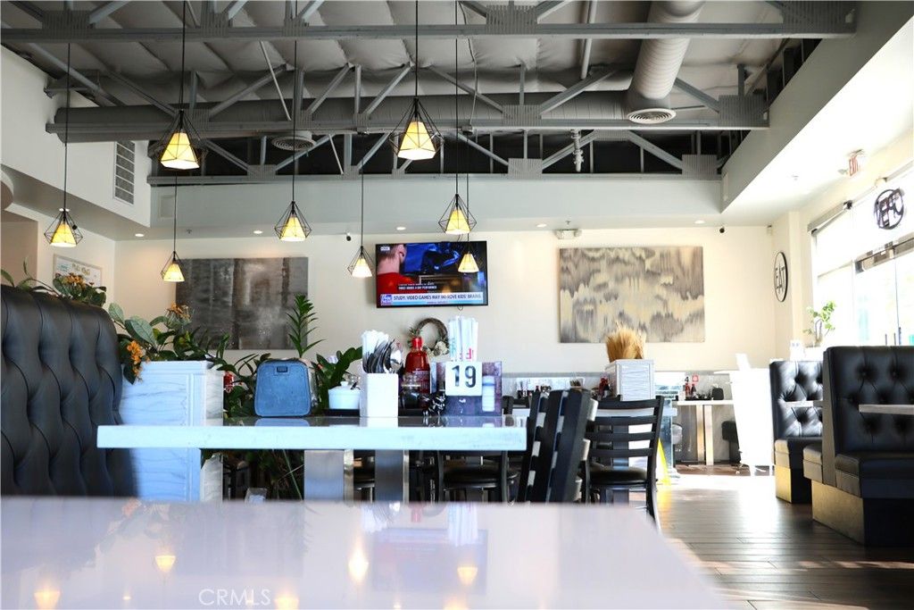 Dining room, Interior, Pendant Lights