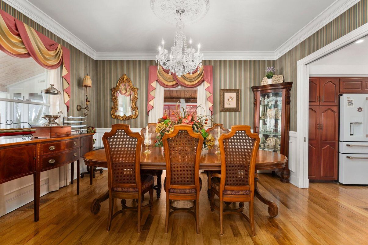 Chandelier, Dining room, Interior, Wood Texture Flooring