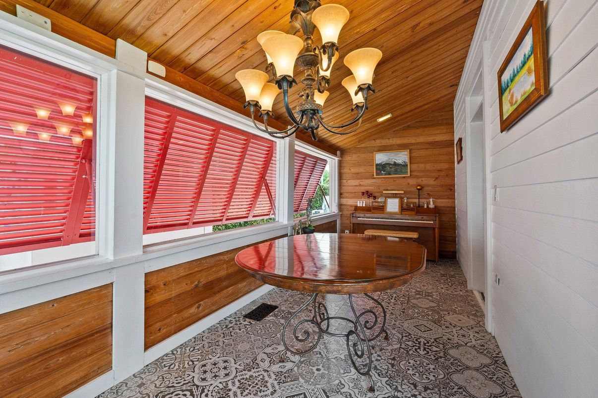 Chandelier, Interior, Recessed Lighting, Wooden Ceilings, Wooden Walls