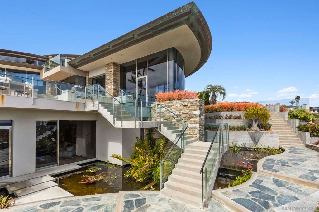 Exterior, Water
