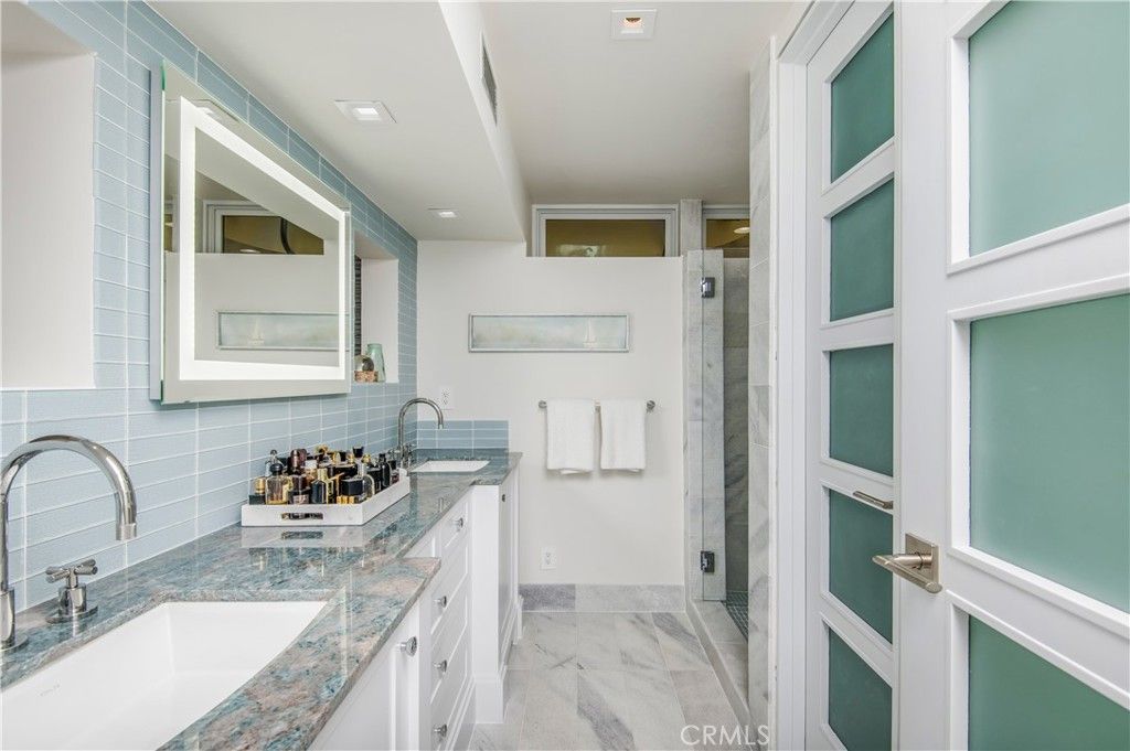 Bathroom, Dual Sink Vanities, Interior, Marble, Recessed Lighting