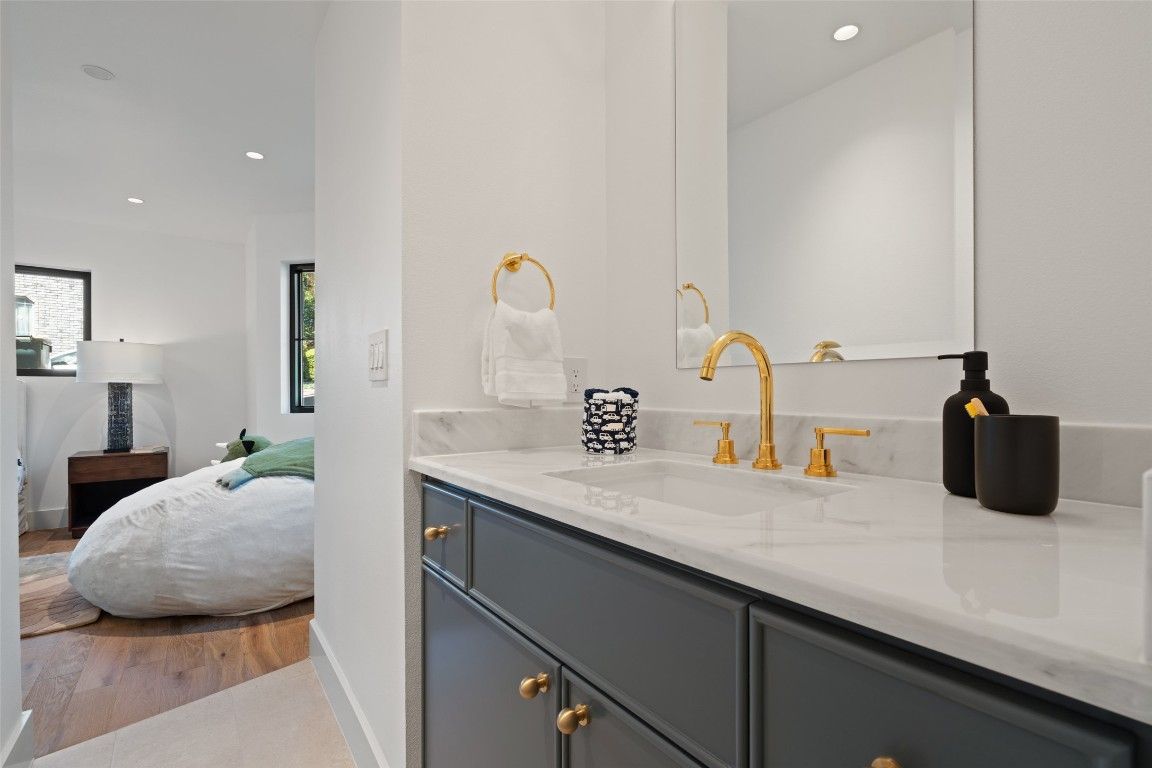 Bathroom, Interior, Recessed Lighting, Wood Texture Flooring