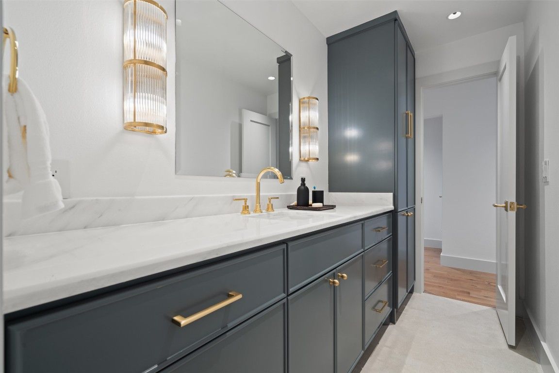 Bathroom, Interior, Recessed Lighting, Wood Texture Flooring