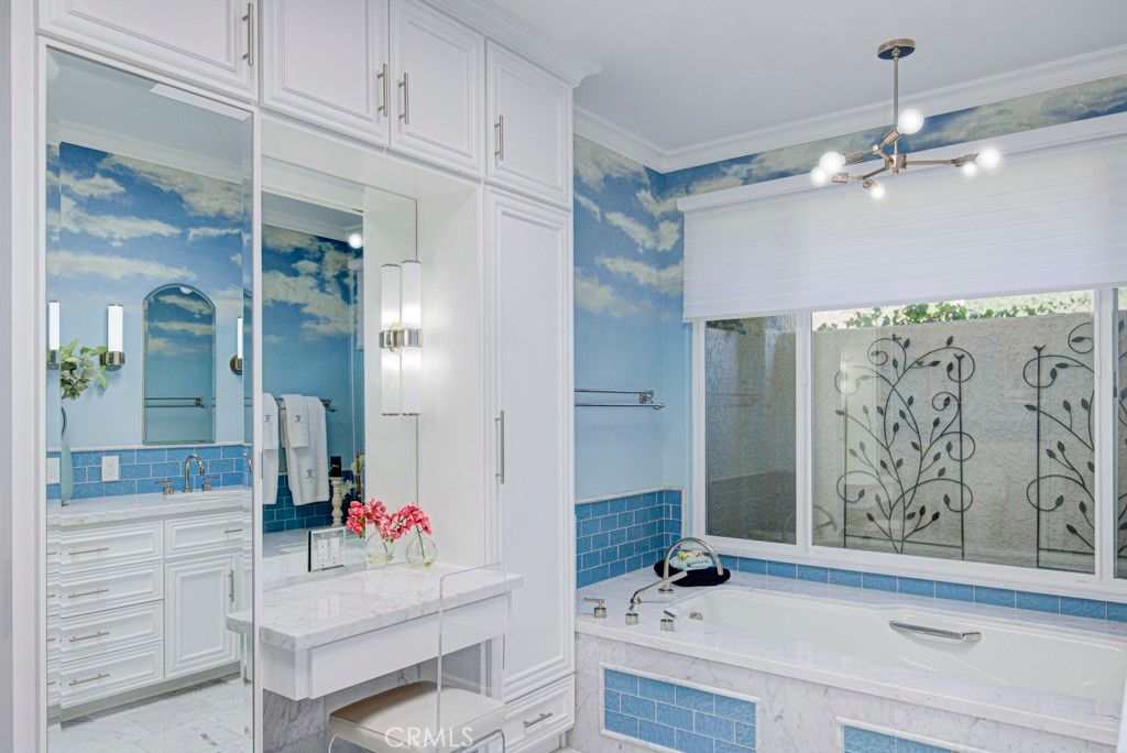 Bathroom, Interior, Pendant Lights