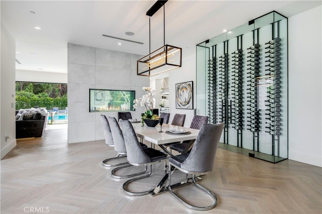 Dining room, Interior, Pendant Lights, Recessed Lighting, Wine Storage, Wood Texture Flooring