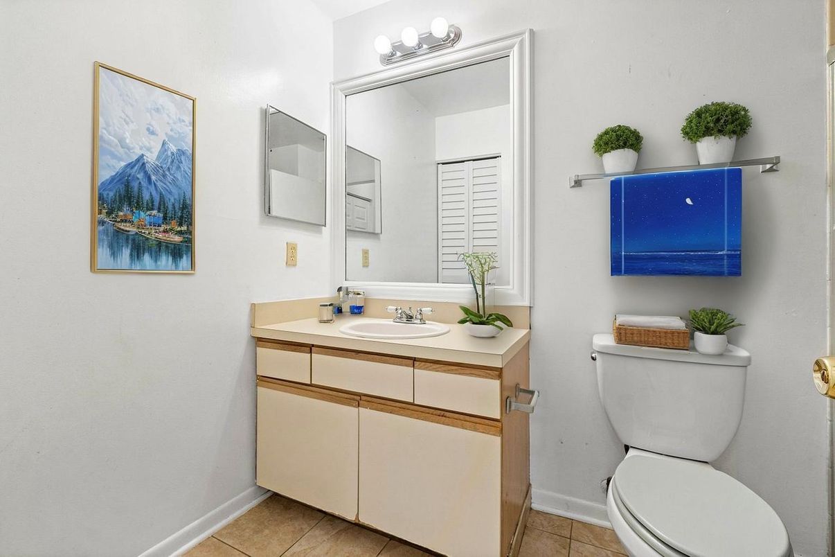 Bathroom, Interior