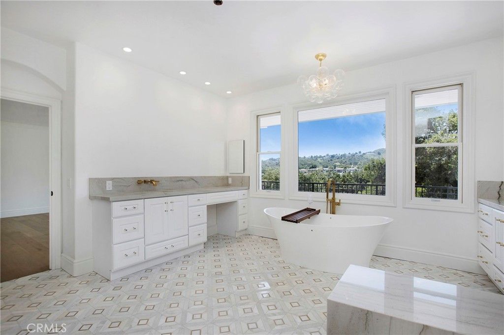 Bathroom, Chandelier, Free Standing Baths, Interior, Recessed Lighting, Wood Texture Flooring