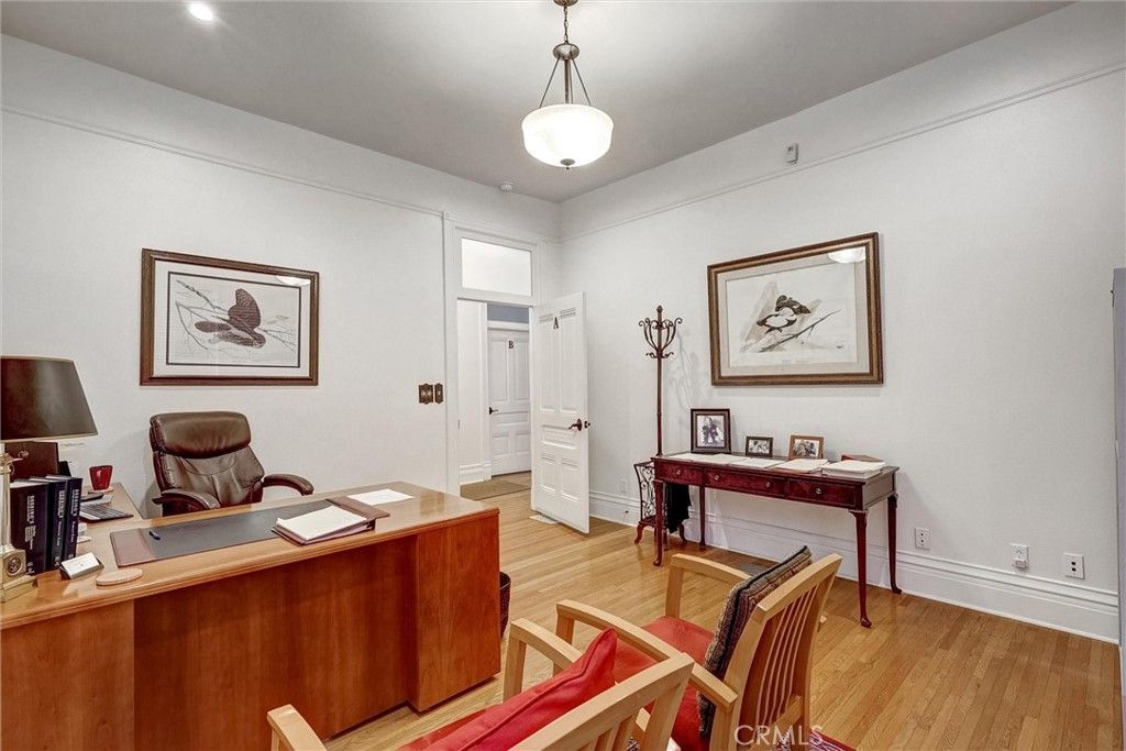 Home Office, Interior, Pendant Lights, Recessed Lighting, Wood Texture Flooring