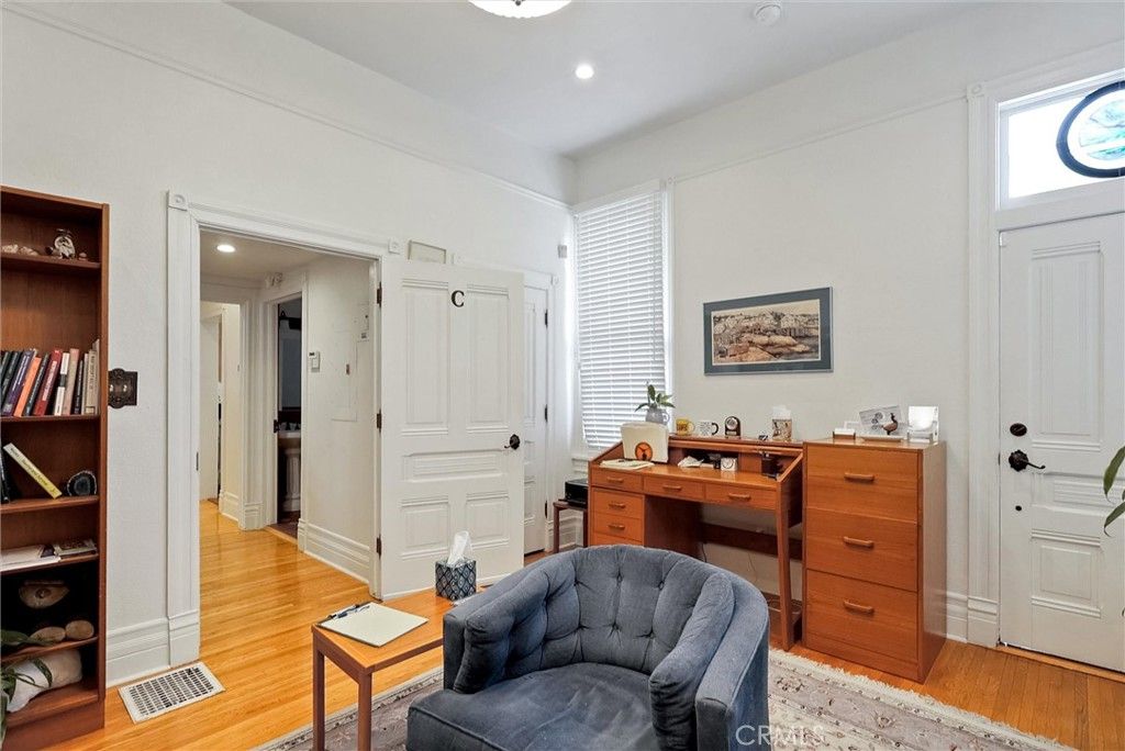 Home Office, Interior, Recessed Lighting, Wood Texture Flooring