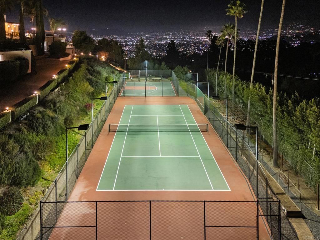 Exterior, Tennis Courts